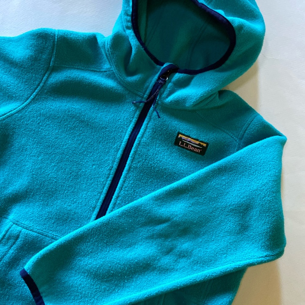 LL Bean Youth Size M 10/12 zip front fleece jacket with hood, great condition!